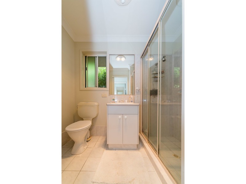 13/127 Greenacre Drive, Parkwood QLD 4214