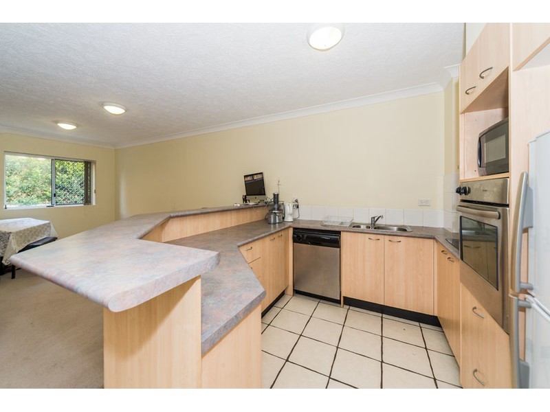 3/132 High Street, Southport QLD 4215