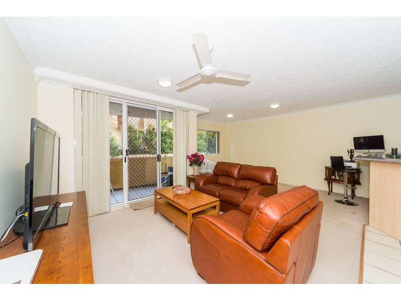 3/132 High Street, Southport QLD 4215