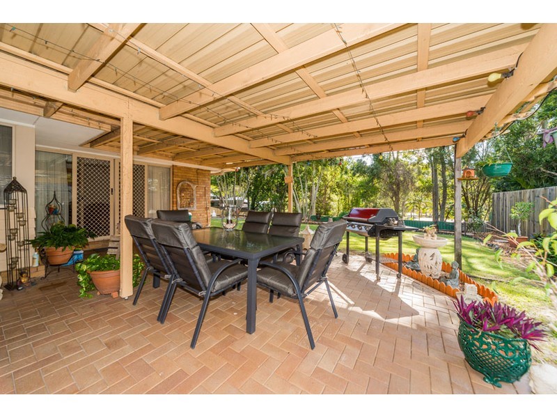 16 Rebbechi Court, Parkwood QLD 4214