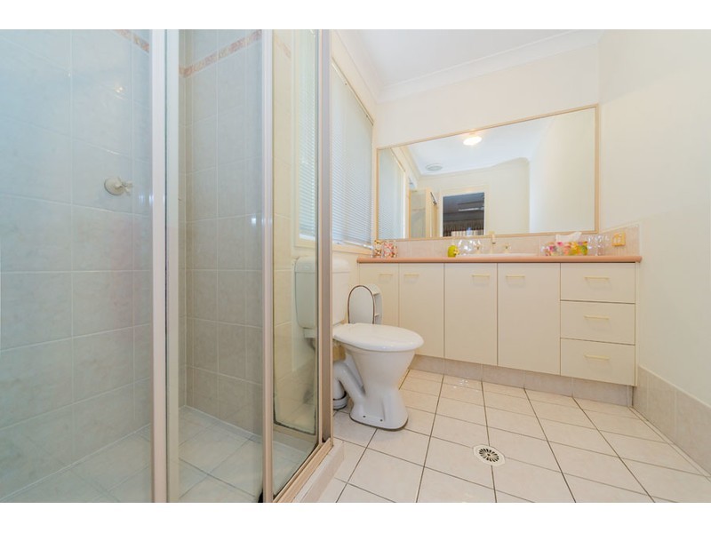 16 Rebbechi Court, Parkwood QLD 4214