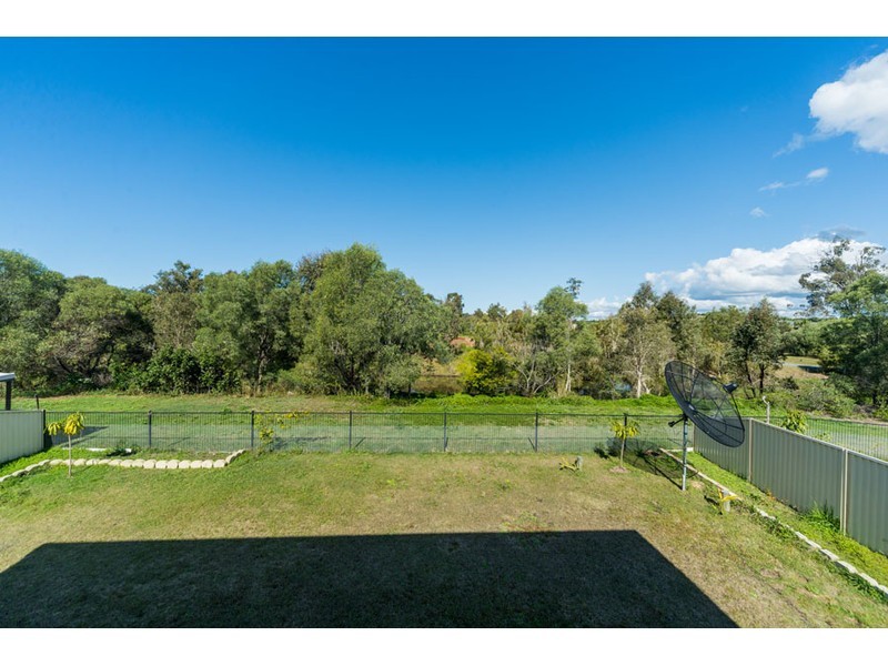 44 Golden Bear Drive, Arundel QLD 4214