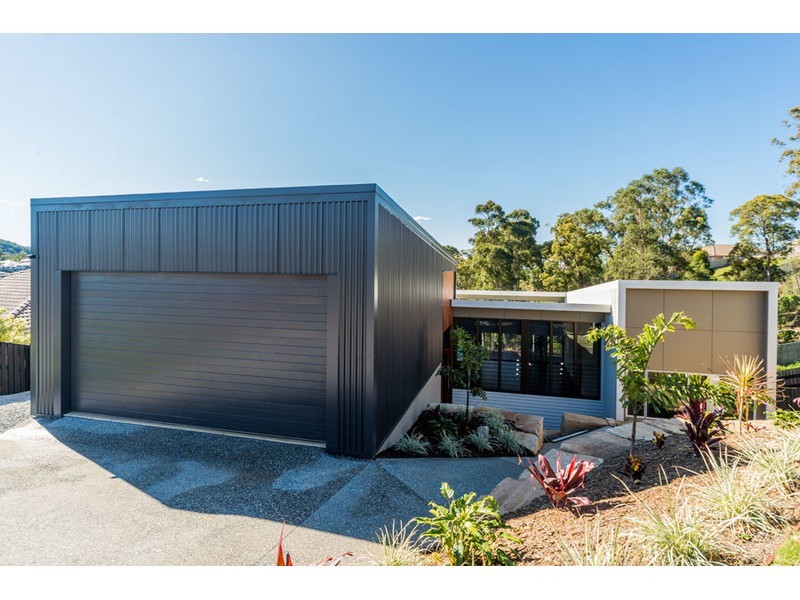 11 Diamantina Circuit, Pacific Pines QLD 4211