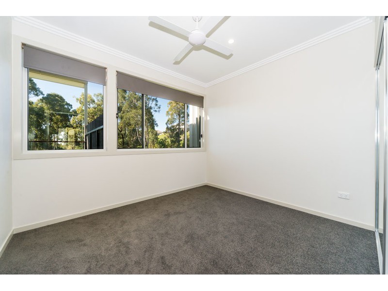 11 Diamantina Circuit, Pacific Pines QLD 4211