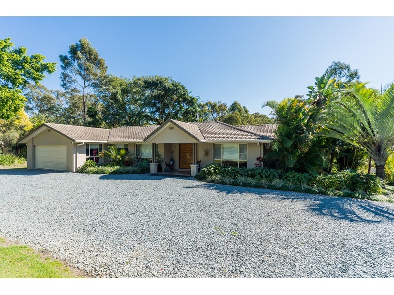 131 Castle Hill Drive North, Gaven QLD 4211