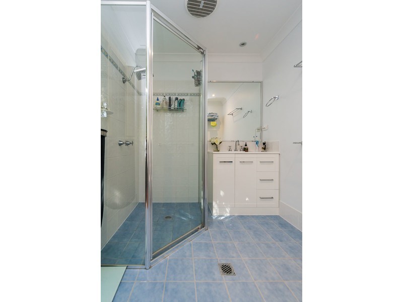131 Castle Hill Drive North, Gaven QLD 4211