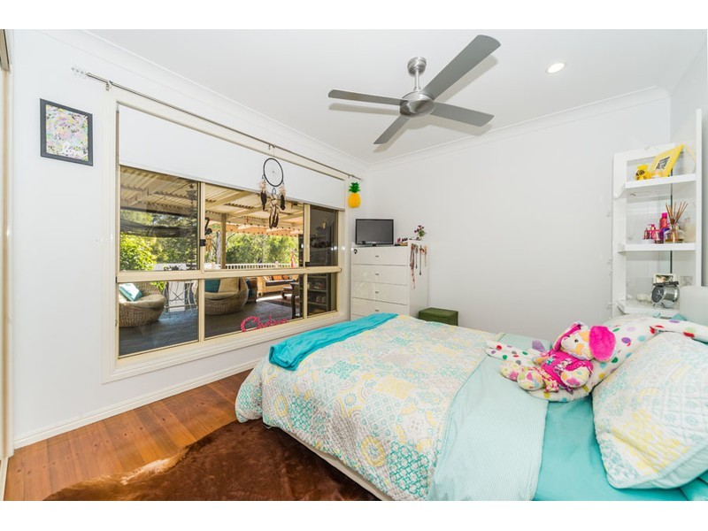 131 Castle Hill Drive North, Gaven QLD 4211