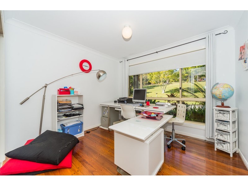 131 Castle Hill Drive North, Gaven QLD 4211