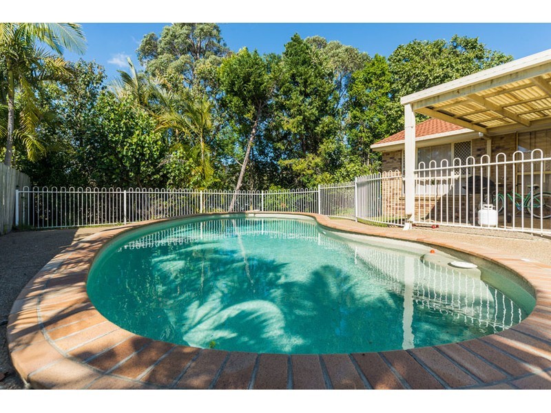 77 Henry Cotton Drive, Parkwood QLD 4214