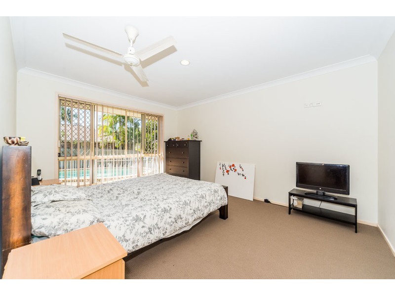 77 Henry Cotton Drive, Parkwood QLD 4214