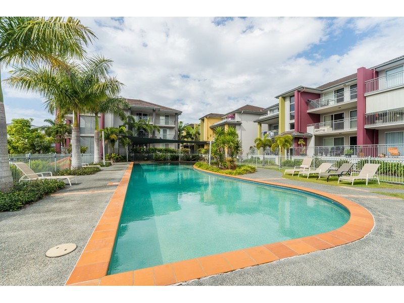 28/33 Clark Street, Biggera Waters QLD 4216