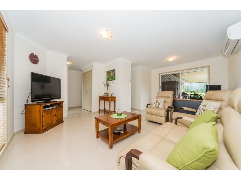 14 Melbourne Road, Arundel QLD 4214