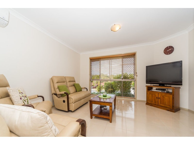 14 Melbourne Road, Arundel QLD 4214