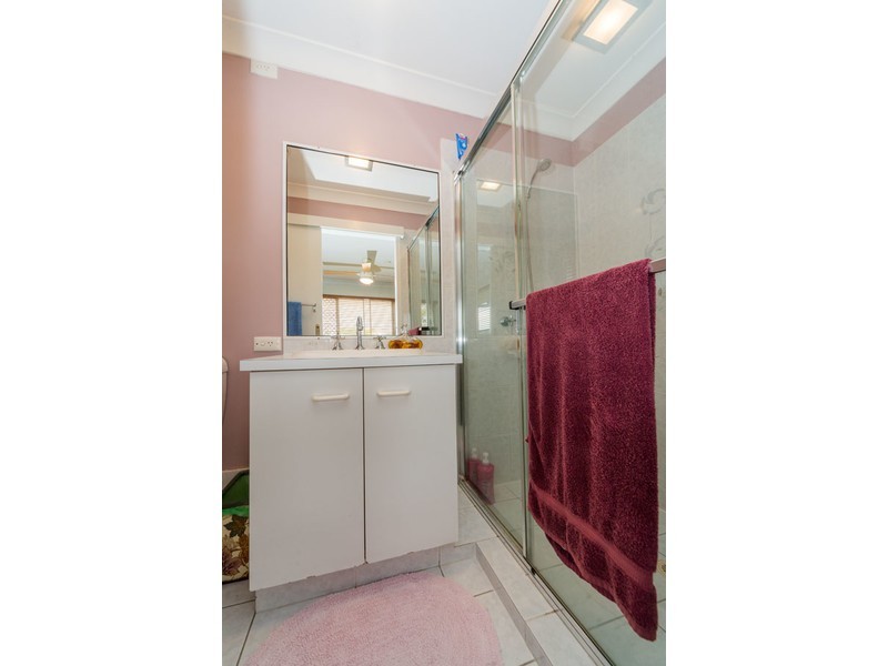 14 Melbourne Road, Arundel QLD 4214