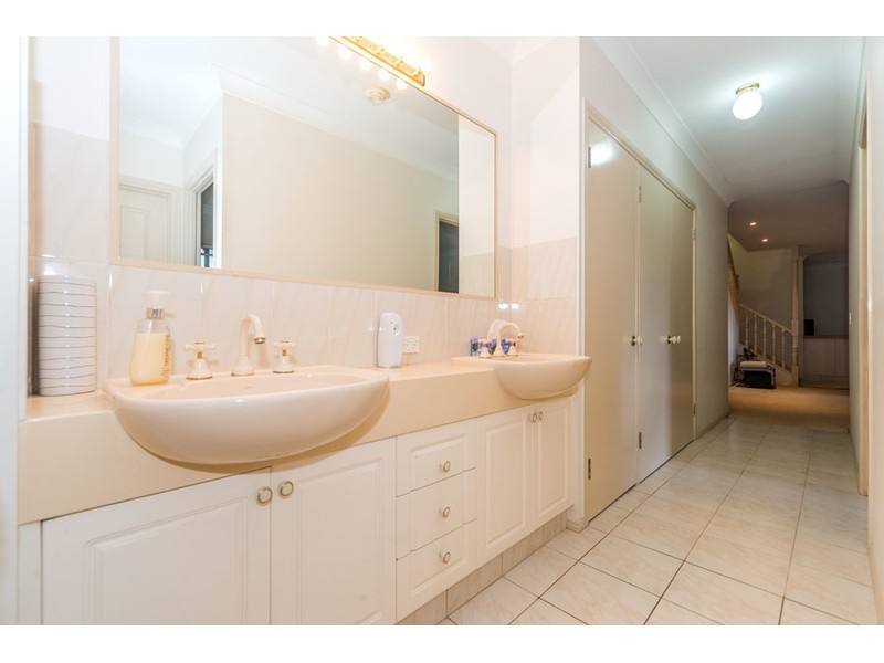 44 Ben Hogan Crescent, Parkwood QLD 4214