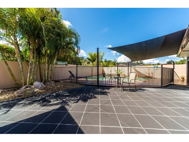 14 Blackfen Court, Arundel QLD 4214