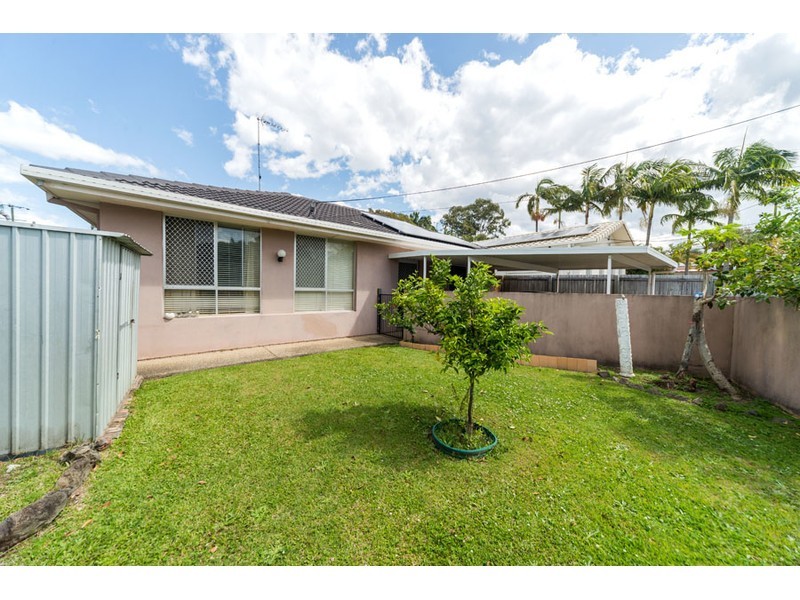 126 Heeb Street, Benowa QLD 4217