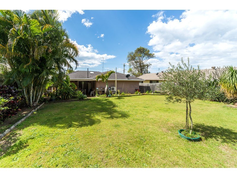 126 Heeb Street, Benowa QLD 4217