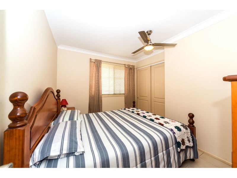 126 Heeb Street, Benowa QLD 4217