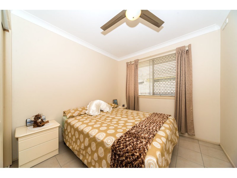126 Heeb Street, Benowa QLD 4217
