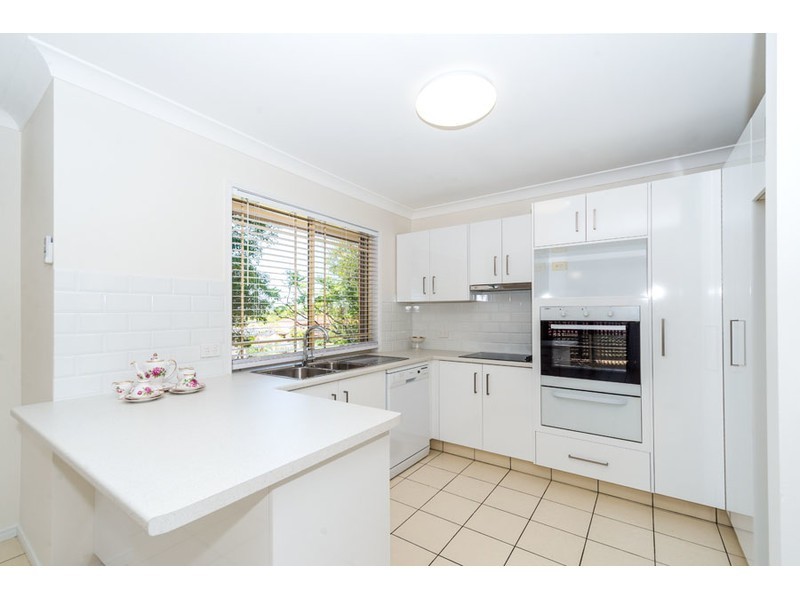 1 Bill Court, Parkwood QLD 4214