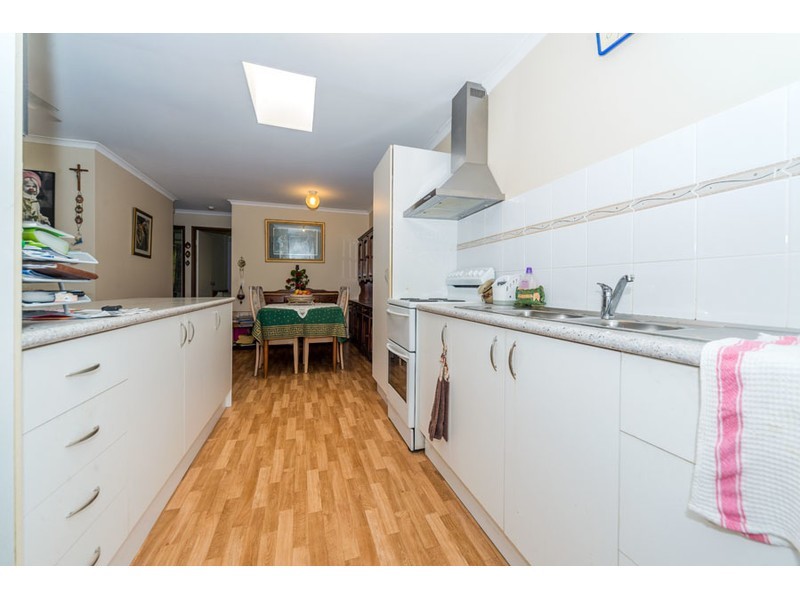8/16 Telopea Street, Labrador QLD 4215