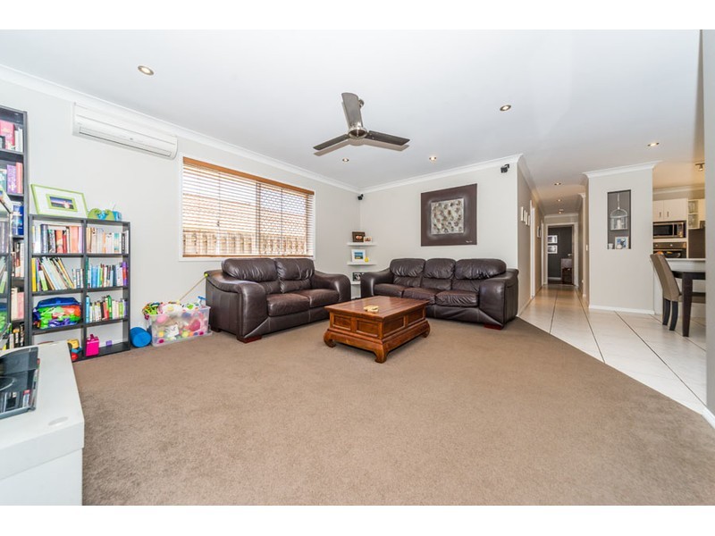 9 Drysdale Lane, Parkwood QLD 4214