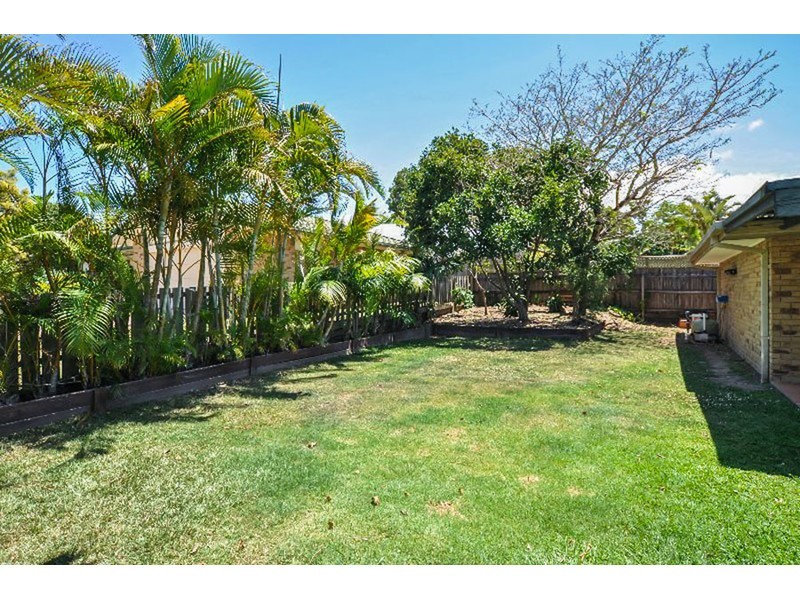 18 Castle Rock Street, Parkwood QLD 4214