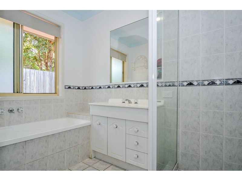 12 Sexton Court, Molendinar QLD 4214