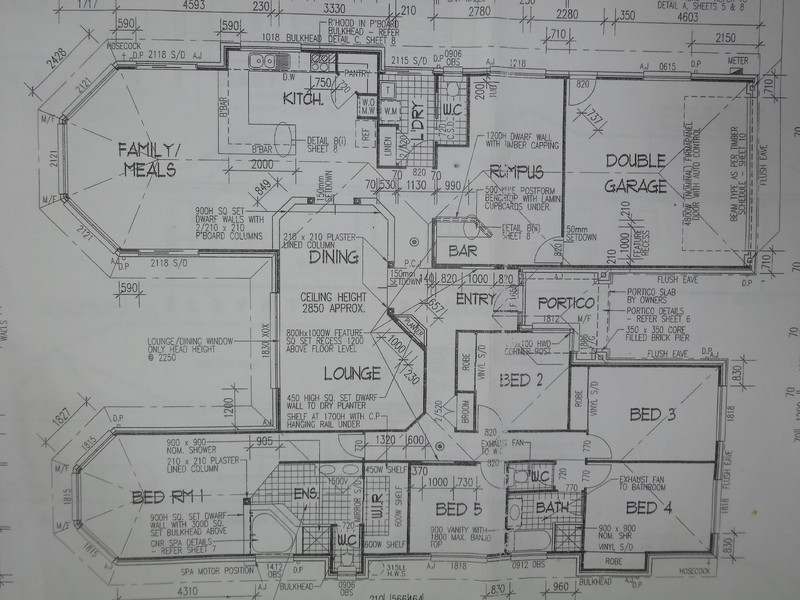 16 Leeds Close, Arundel QLD 4214