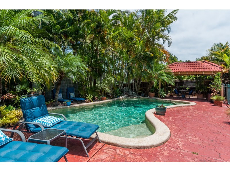 72 Greg Norman Crescent, Parkwood QLD 4214
