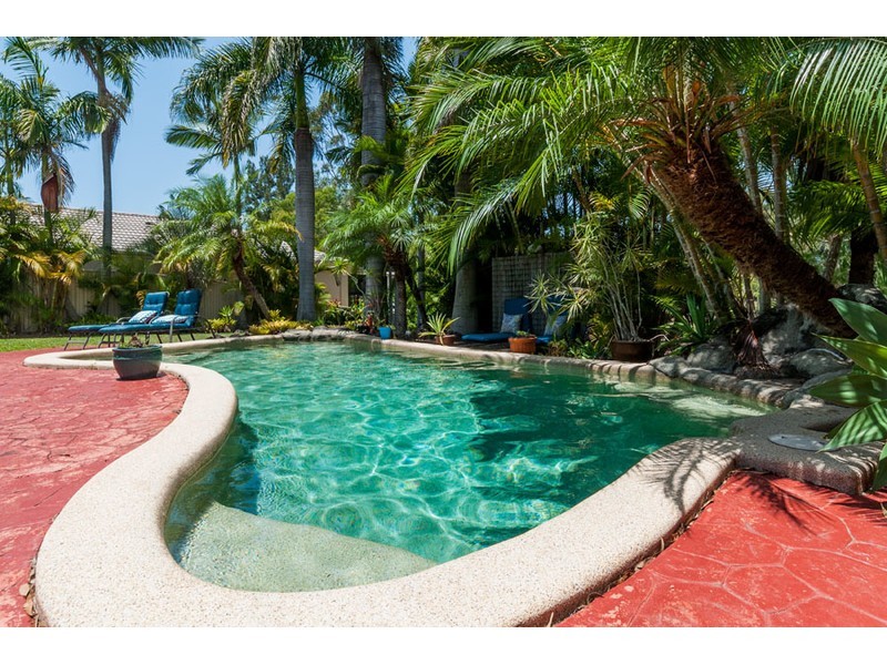 72 Greg Norman Crescent, Parkwood QLD 4214