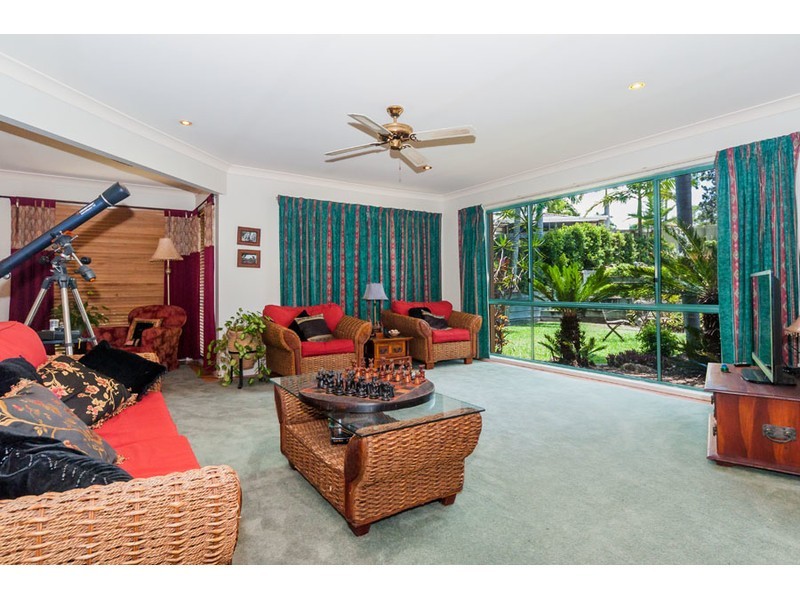 72 Greg Norman Crescent, Parkwood QLD 4214