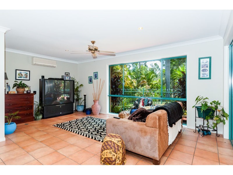 72 Greg Norman Crescent, Parkwood QLD 4214