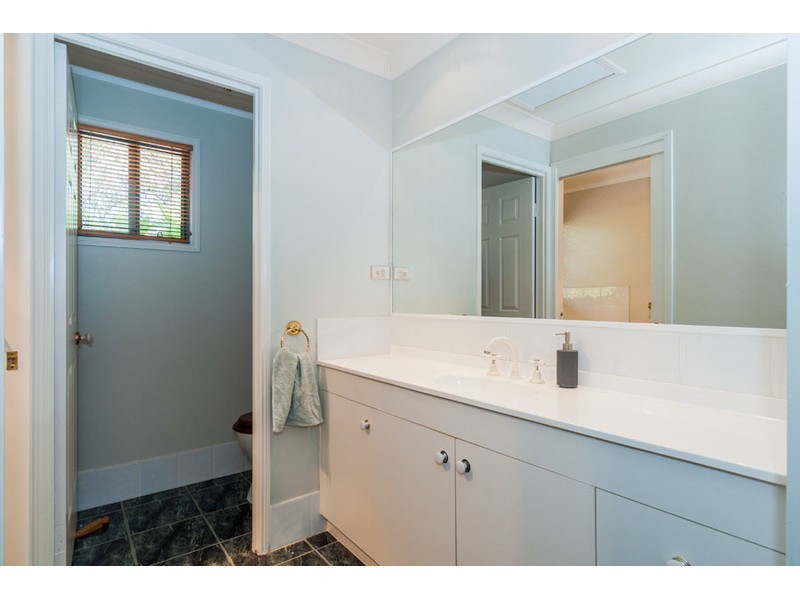 72 Greg Norman Crescent, Parkwood QLD 4214