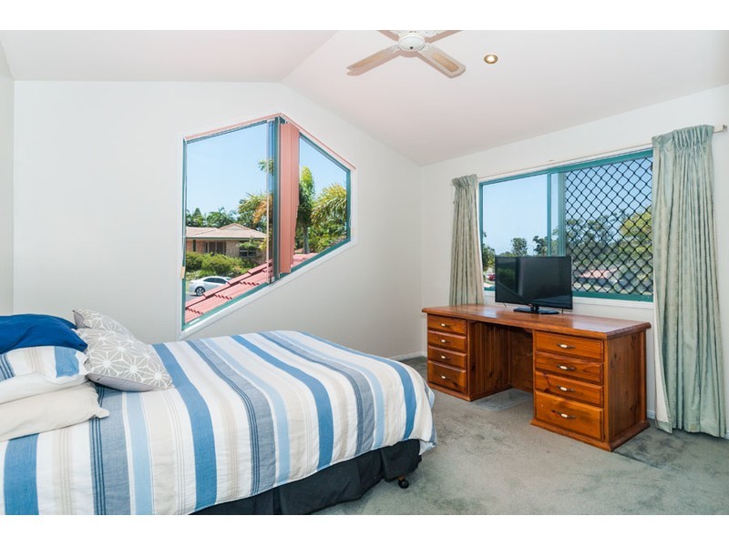 72 Greg Norman Crescent, Parkwood QLD 4214
