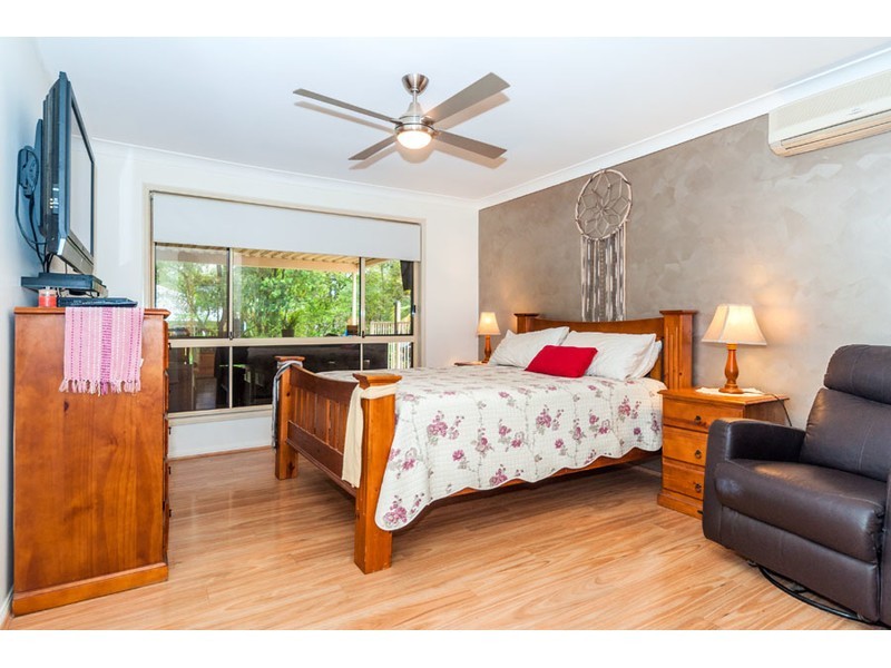 5 Aoki Court, Parkwood QLD 4214