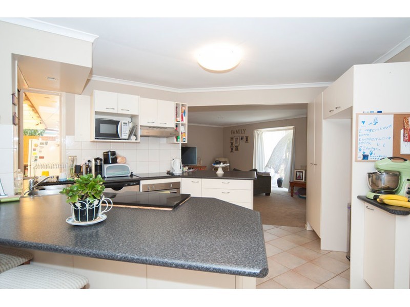 50 Zoeller Drive, Parkwood QLD 4214