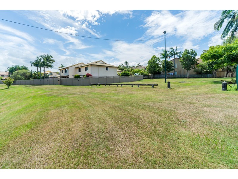22/71 Olsen Avenue, Labrador QLD 4215