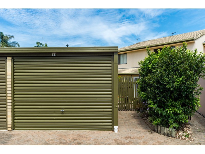 22/71 Olsen Avenue, Labrador QLD 4215