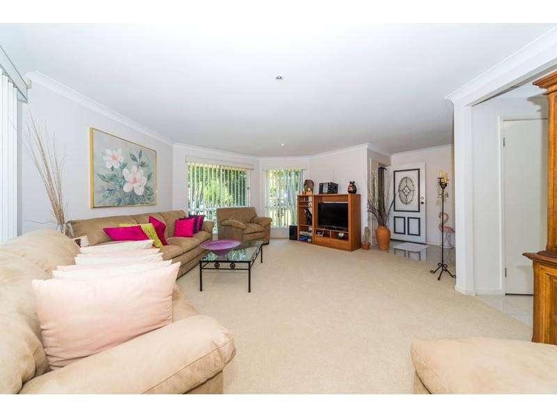 3 Oak Hill Crescent, Parkwood QLD 4214