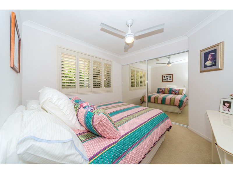 3 Oak Hill Crescent, Parkwood QLD 4214