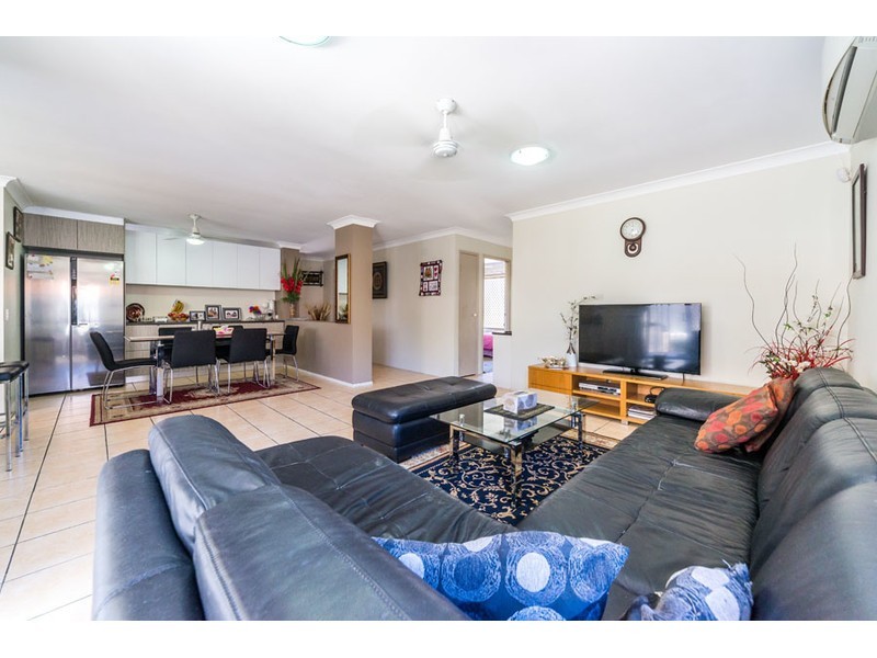 13 Harrow Place, Arundel QLD 4214