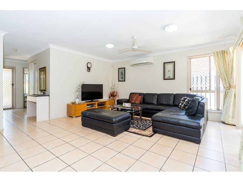 13 Harrow Place, Arundel QLD 4214
