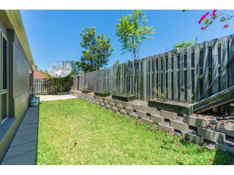 13 Harrow Place, Arundel QLD 4214