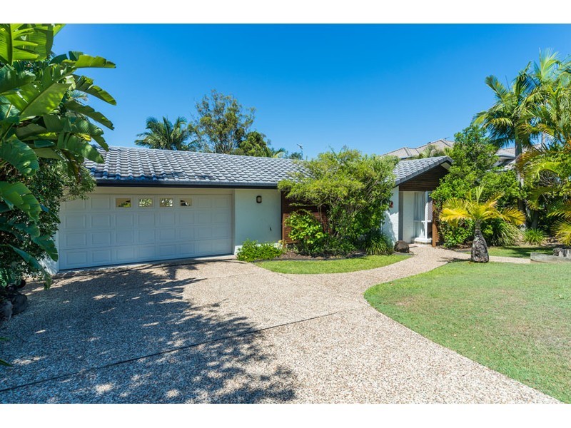 26 Arnold Palmer Drive, Parkwood QLD 4214