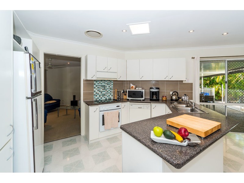 26 Arnold Palmer Drive, Parkwood QLD 4214