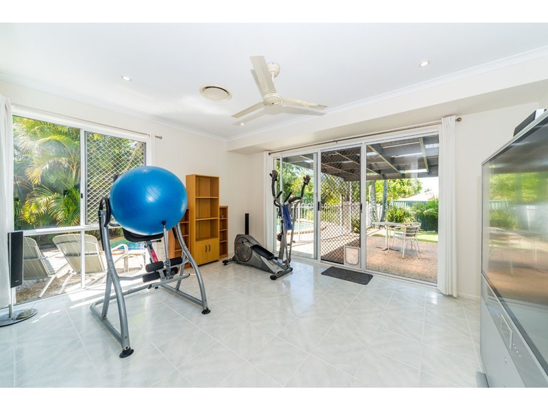26 Arnold Palmer Drive, Parkwood QLD 4214