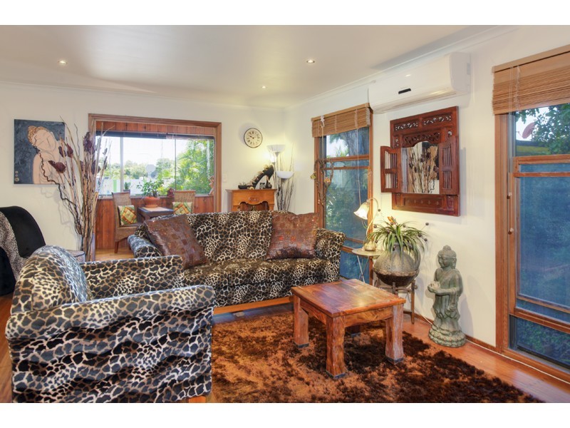 76 Central Street, Labrador QLD 4215