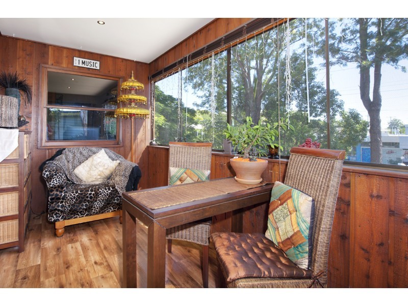 76 Central Street, Labrador QLD 4215